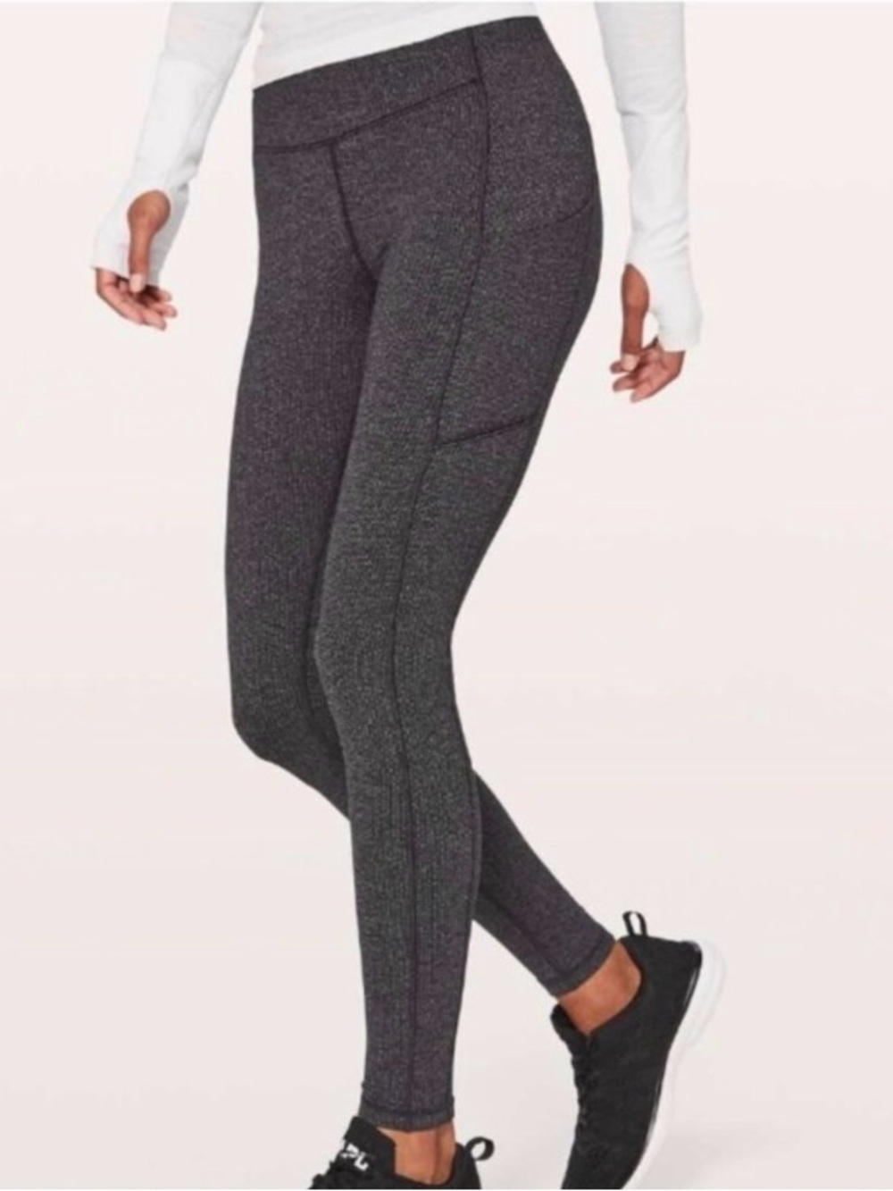 Lululemon Speed Up Tight 28” Variegated Knit Heathered Black Leggings Size 8 EUC